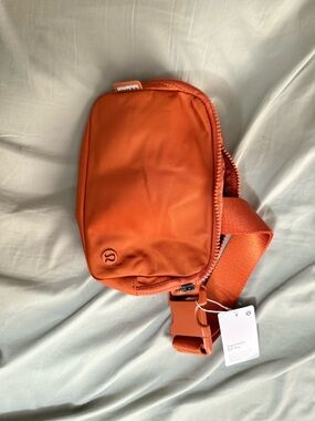 lululemon athletica Everywhere Belt Bag - Orange